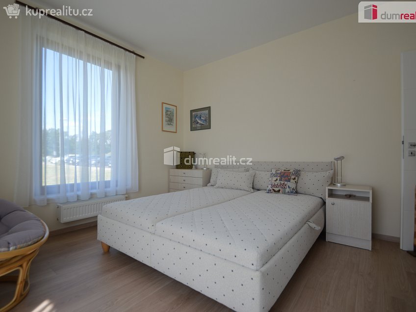 Pronájem bytu 4+kk 88 m^2 Na Veselou, Beroun 
