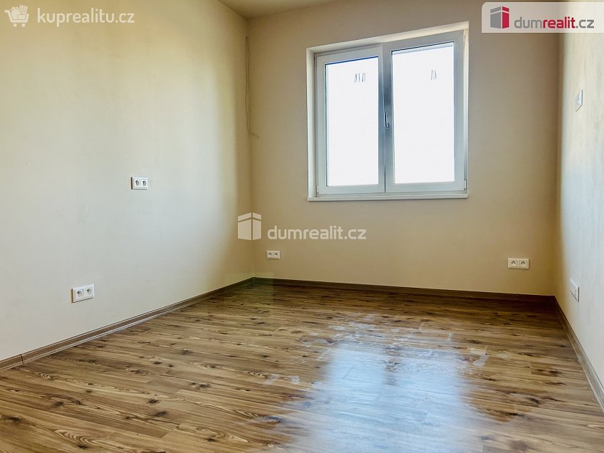 Prodej  rodinného domu 120 m^2 Zvěstov, Zvěstov 