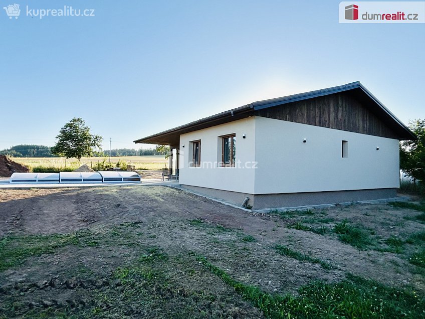 Prodej  rodinného domu 120 m^2 Zvěstov, Zvěstov 