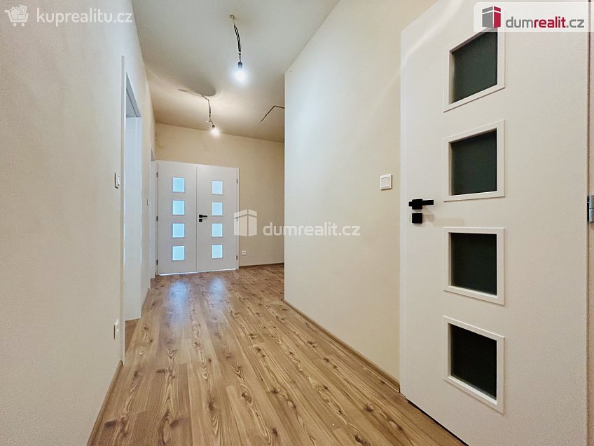 Prodej  rodinného domu 120 m^2 Zvěstov, Zvěstov 