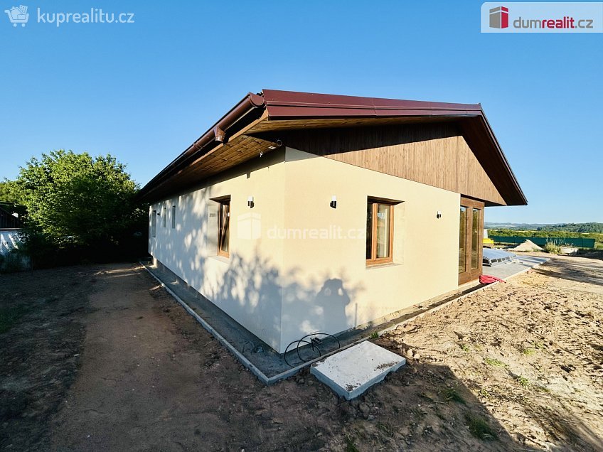 Prodej  rodinného domu 120 m^2 Zvěstov, Zvěstov 