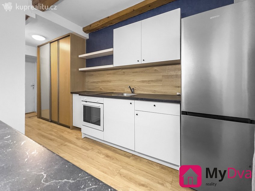 Pronájem bytu 1+kk 43 m^2 17. listopadu, Znojmo 