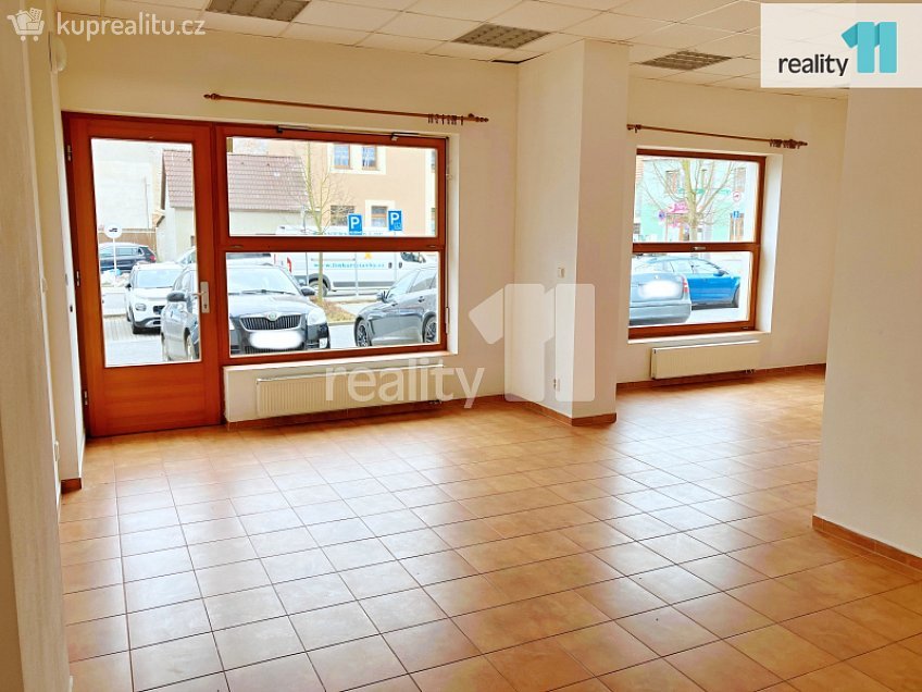 Prodej  obchodních prostor 47 m^2 Husova, Přeštice 