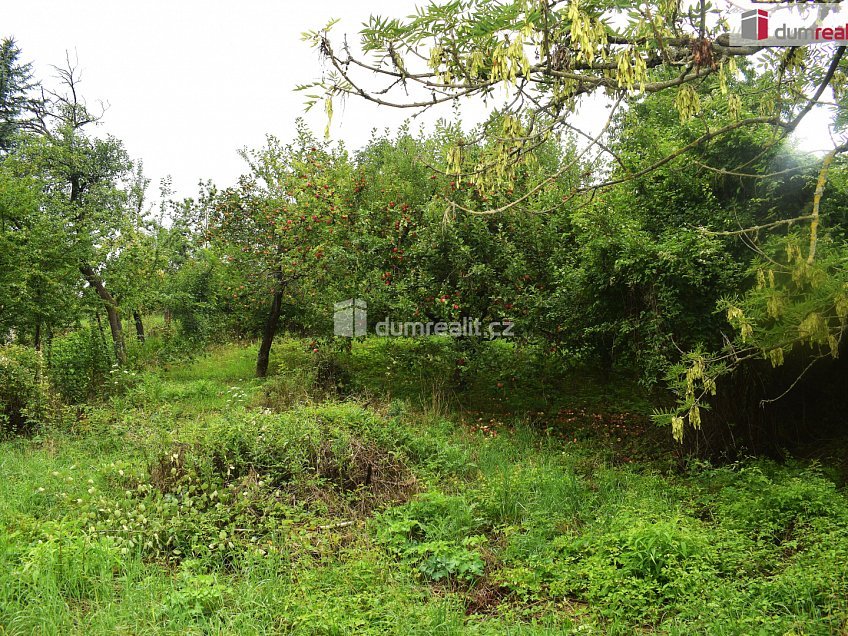 Prodej  stavebního pozemku 636 m^2 Dobrovice, Dobrovice 