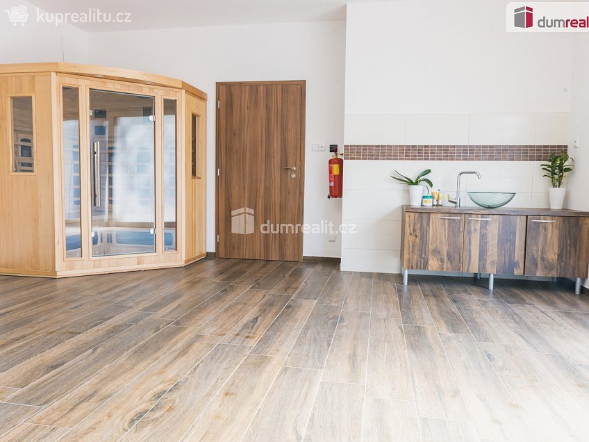 Prodej  ubytovacího zařízení 300 m^2 Břeclavská, Lednice 