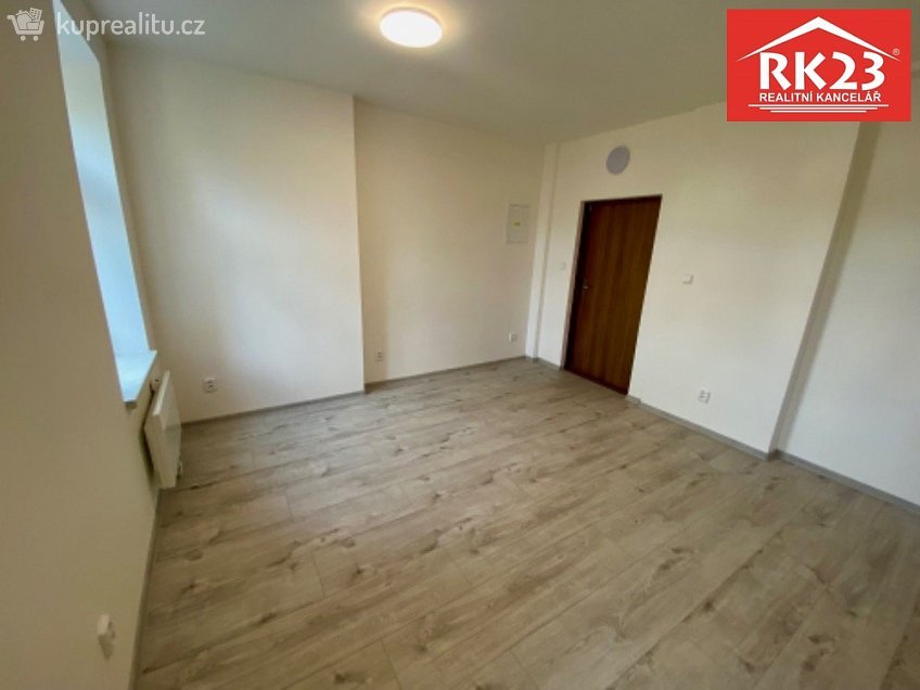 Pronájem bytu 1+kk 31 m^2 Husova 302, Mariánské Lázně 