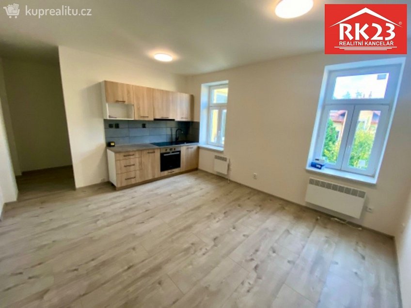 Pronájem bytu 1+kk 31 m^2 Husova 302, Mariánské Lázně 