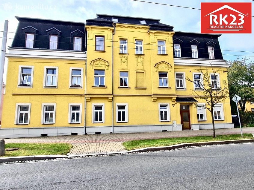 Pronájem bytu 1+kk 31 m^2 Husova 302, Mariánské Lázně 