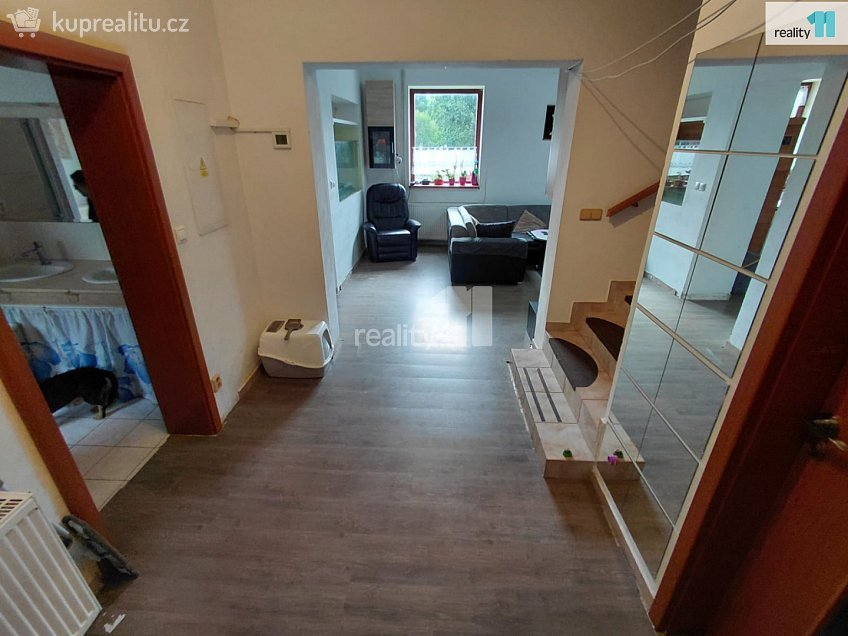 Prodej  rodinného domu 185 m^2 Tuřany, Tuřany 