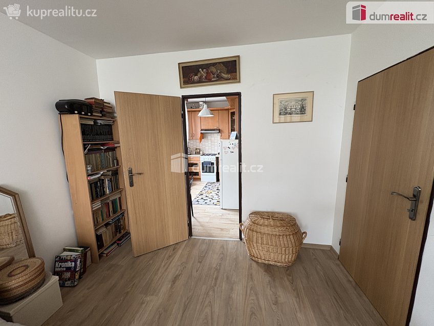 Prodej bytu 3+1 62 m^2 Manželů Dostálových, Praha 14 