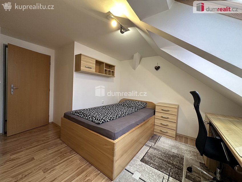 Prodej bytu 4+kk 102 m^2 Nerudova, Podivín 