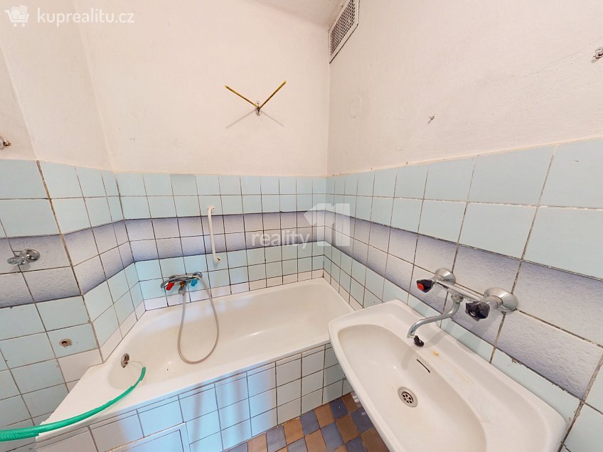 Prodej bytu 3+kk 66 m^2 Číhošť, Číhošť 