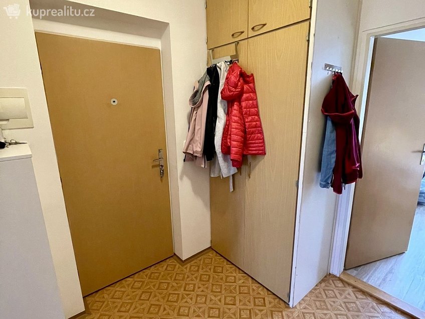 Prodej bytu 2+1 46 m^2 Kubelíkova 805, Mariánské Lázně 