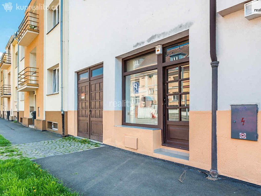 Pronájem  obchodních prostor 34 m^2 Kounická, Praha 10 