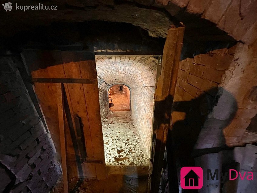 Prodej  vinného sklepu 87 m^2 Jaroslavice, Jaroslavice 