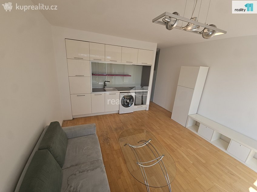 Pronájem bytu 2+kk 58 m^2 K lesu, Praha 12 