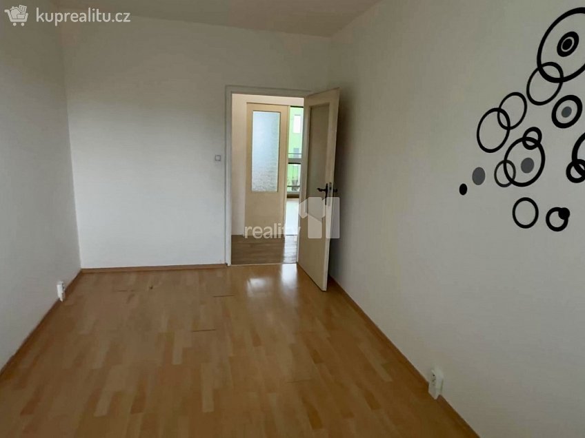 Prodej bytu 3+1 64 m^2 Na Chuchli, Klatovy 