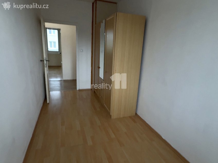 Prodej bytu 3+1 64 m^2 Na Chuchli, Klatovy 