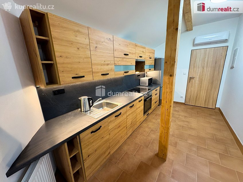 Pronájem bytu 2+kk 50 m^2 Štítného, Kolín 