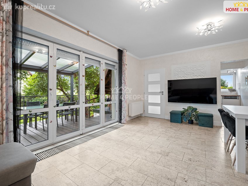 Prodej  komerční reality 159 m^2 Hálkova, Řevnice 