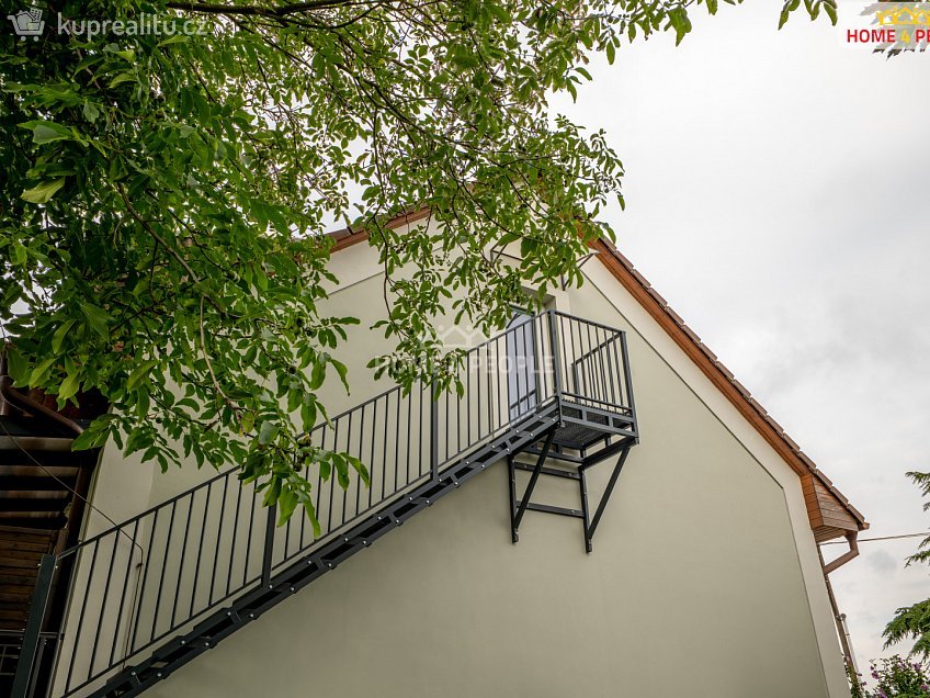 Prodej  komerční reality 159 m^2 Hálkova, Řevnice 