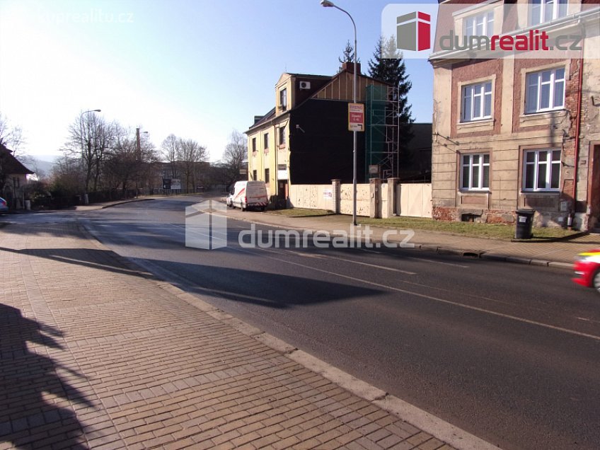 Prodej  komerční reality 350 m^2 Chebská, Karlovy Vary 