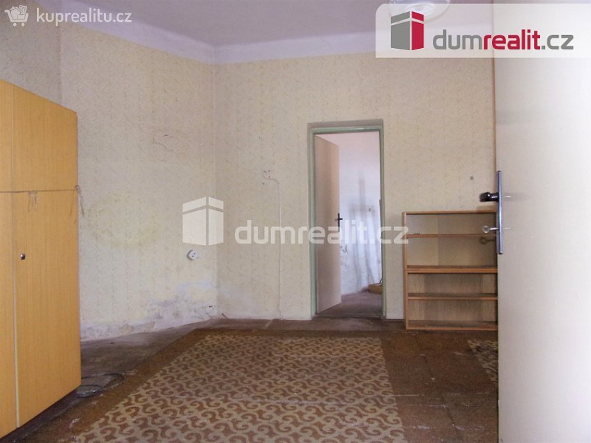 Prodej  komerční reality 350 m^2 Chebská, Karlovy Vary 
