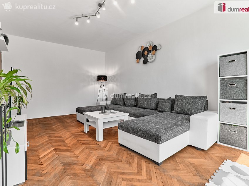 Prodej bytu 2+1 68 m^2 Fibichova, Karlovy Vary 