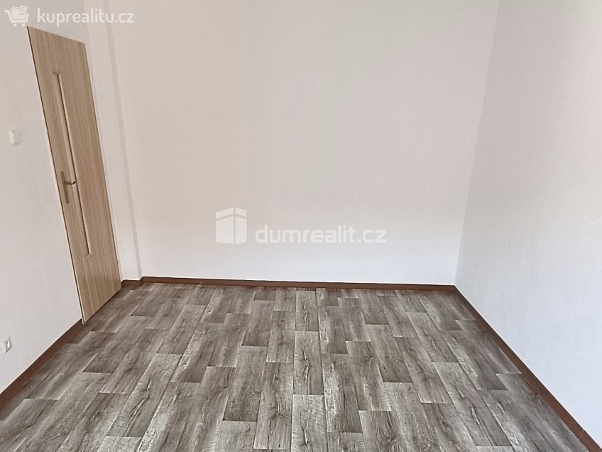 Pronájem bytu 3+1 120 m^2 Prokopa Holého, Děčín 