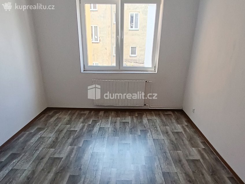 Pronájem bytu 3+1 120 m^2 Prokopa Holého, Děčín 