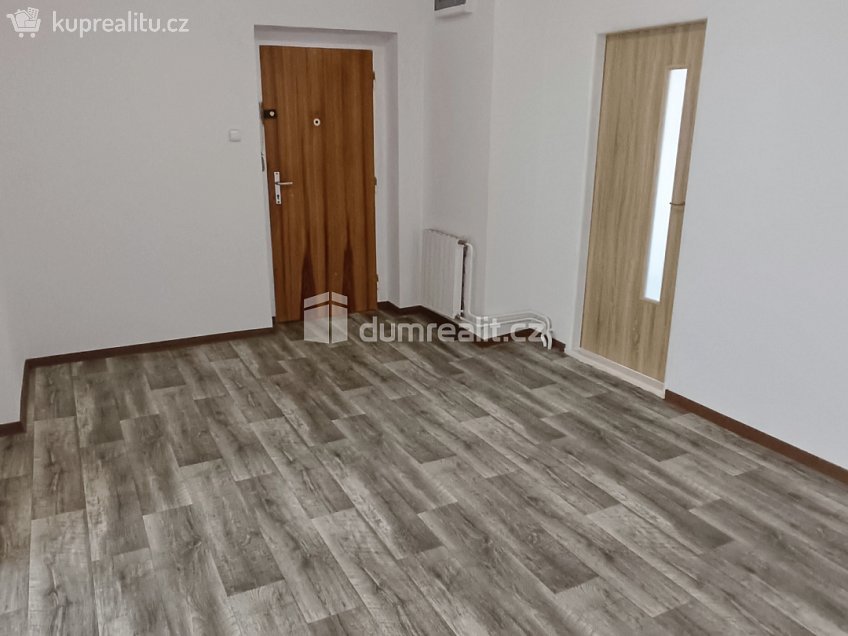 Pronájem bytu 3+1 120 m^2 Prokopa Holého, Děčín 