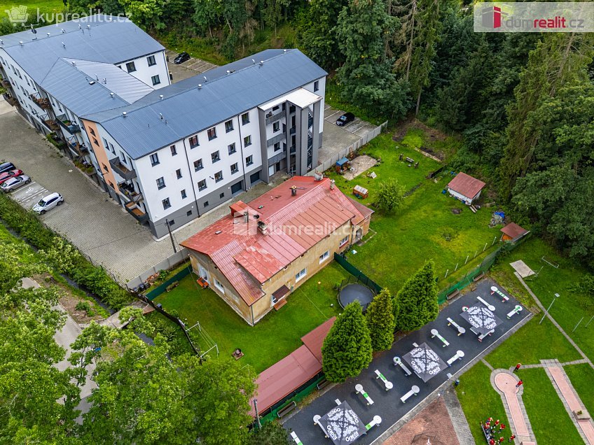 Prodej bytu 3+1 141 m^2 Břehnická, Cheb 