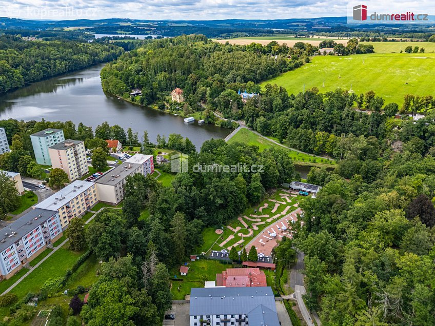 Prodej bytu 3+1 141 m^2 Břehnická, Cheb 