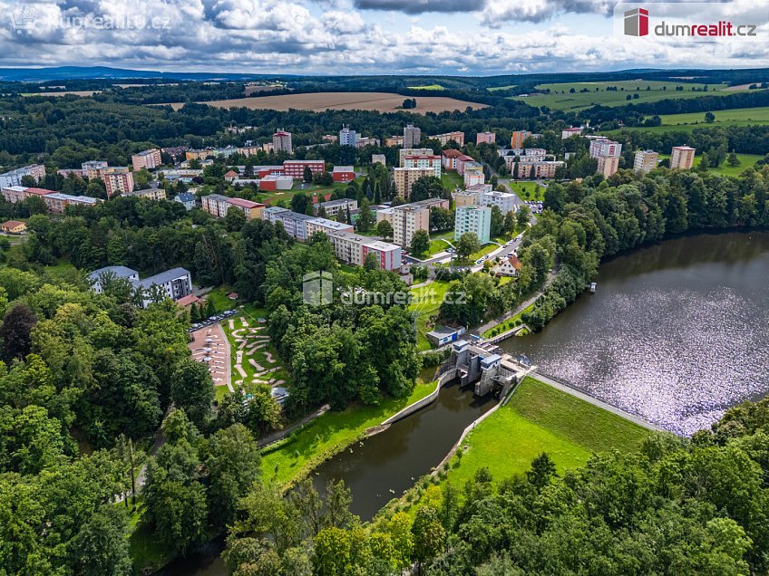 Prodej bytu 3+1 141 m^2 Břehnická, Cheb 
