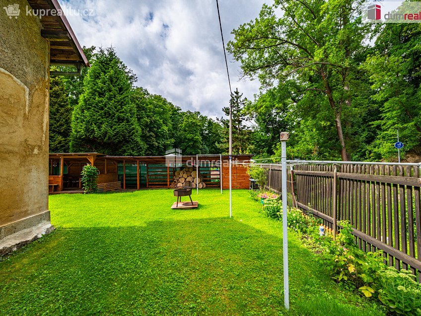 Prodej bytu 3+1 141 m^2 Břehnická, Cheb 