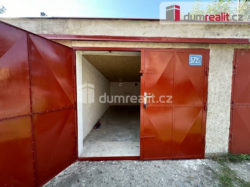 Pronájem  garáže 20 m^2 Žukovova, Ústí nad Labem 