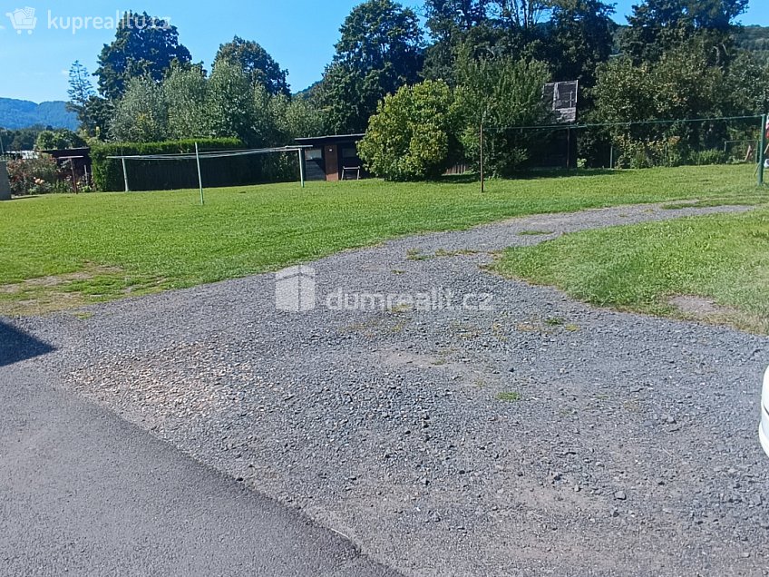 Pronájem bytu 1+kk 18 m^2 Nádražní, Benešov nad Ploučnicí 