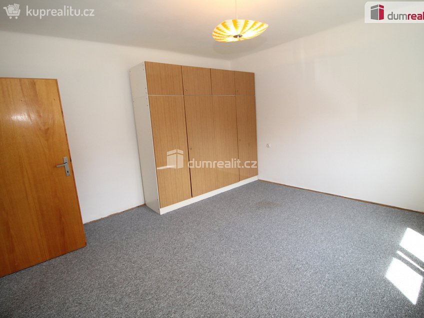 Prodej bytu 3+1 93 m^2 Dukelská, Mariánské Lázně 