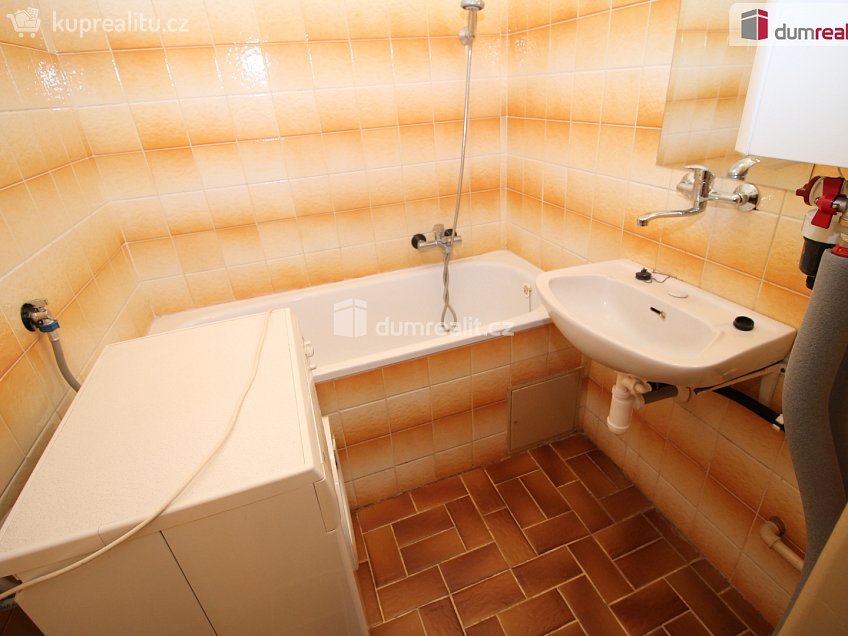Prodej bytu 3+1 93 m^2 Dukelská, Mariánské Lázně 