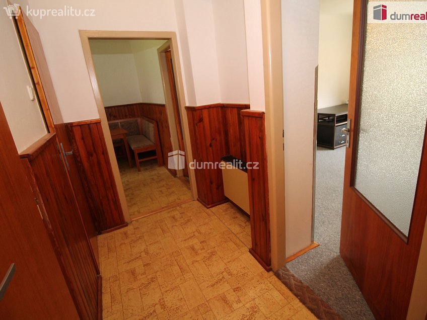 Prodej bytu 3+1 93 m^2 Dukelská, Mariánské Lázně 