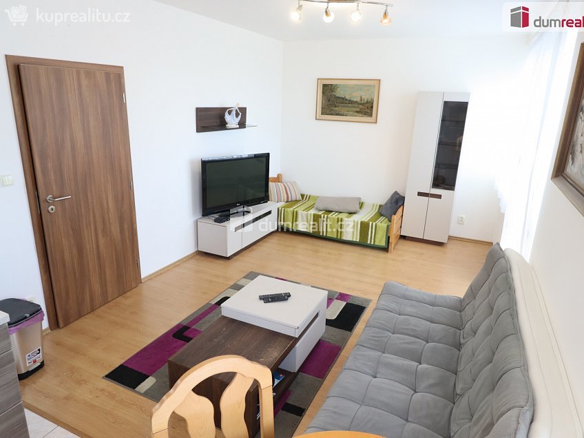 Pronájem bytu 1+kk 35 m^2 Spálená, Karlovy Vary 