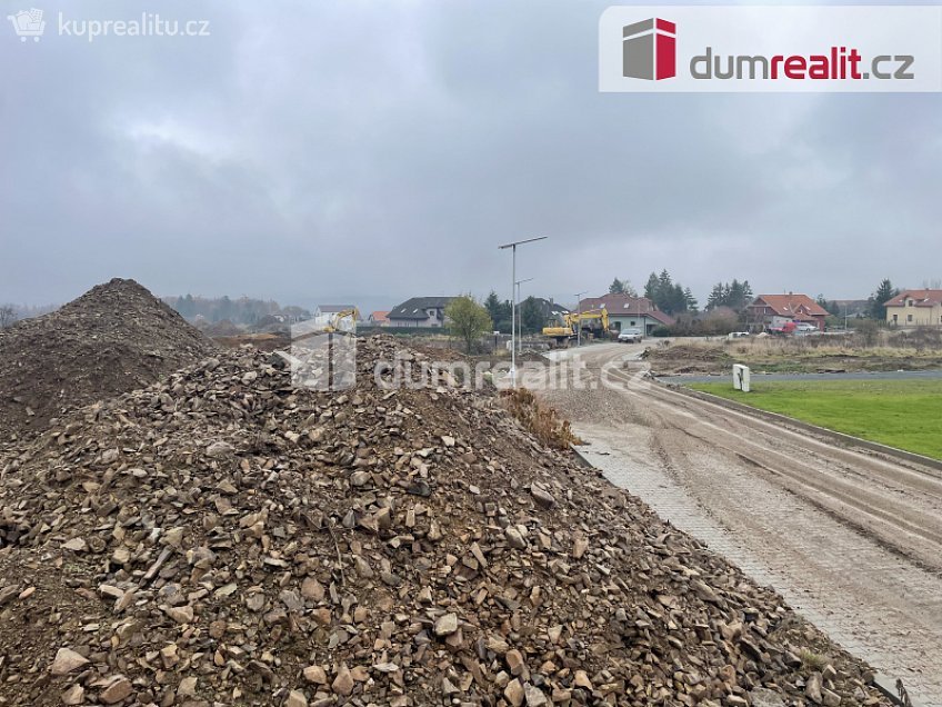 Prodej  stavebního pozemku 1148 m^2 Trnová, Trnová 