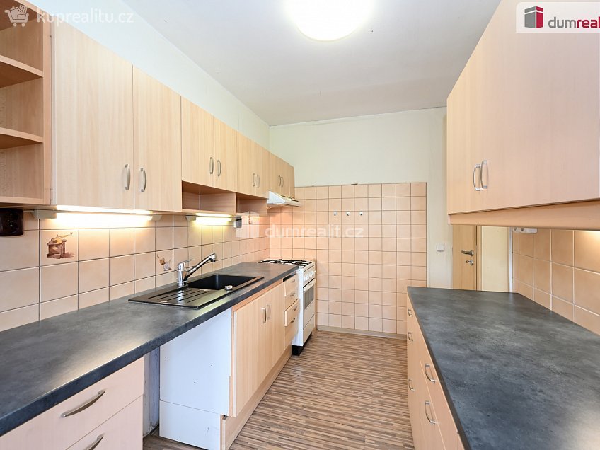 Prodej bytu 4+1 83 m^2 sídl. U Cukrovaru, Kralupy nad Vltavou 