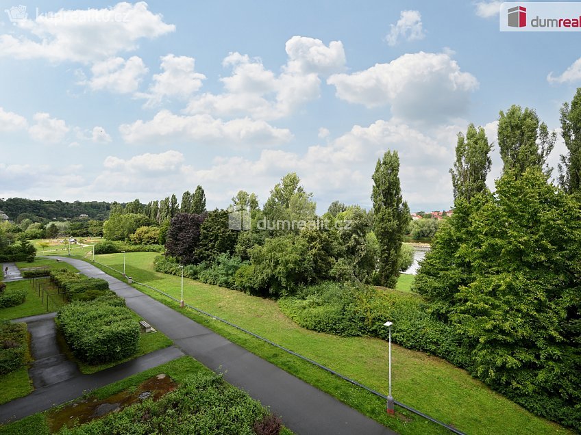 Prodej bytu 4+1 83 m^2 sídl. U Cukrovaru, Kralupy nad Vltavou 