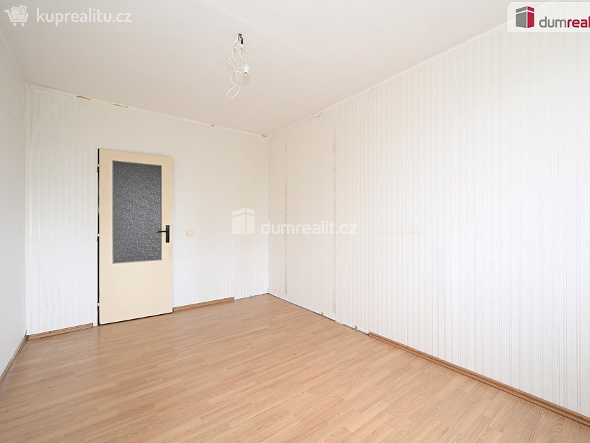 Prodej bytu 4+1 83 m^2 sídl. U Cukrovaru, Kralupy nad Vltavou 