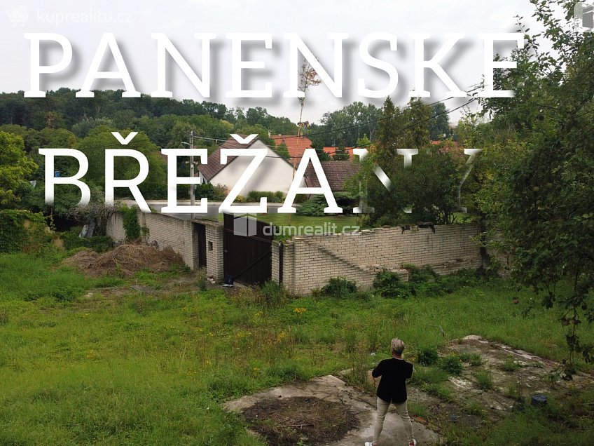 Prodej  stavebního pozemku 1067 m^2 Hlavní, Panenské Břežany 