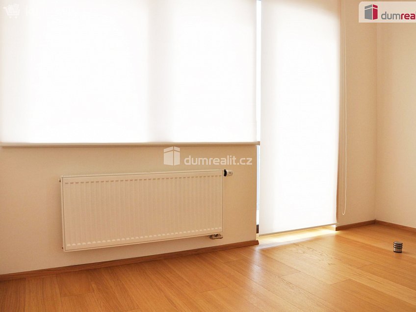 Pronájem bytu 2+kk 52 m^2 K Beranovu, Praha-Dolní Chabry 