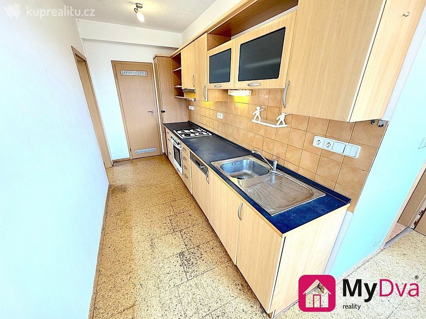 Pronájem bytu 3+kk 78 m^2 Bezděkov, Velké Meziříčí 