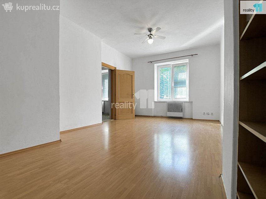 Pronájem bytu 2+1 62 m^2 nám. Svobody, Přerov 