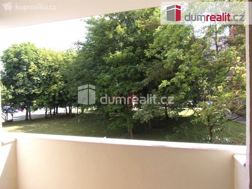 Pronájem bytu 2+1 48 m^2 Charkovská, Karlovy Vary 
